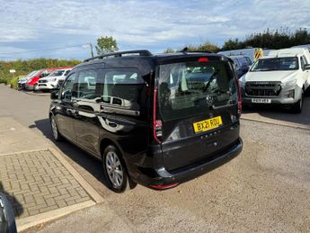 Volkswagen Caddy Maxi 2.0 TDI Life DSG Euro 6 (s/s) 5dr