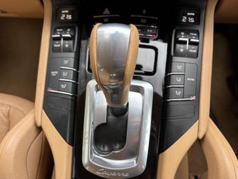 Porsche Cayenne 3.0 TD V6 Tiptronic 4WD Euro 5 (s/s) 5dr
