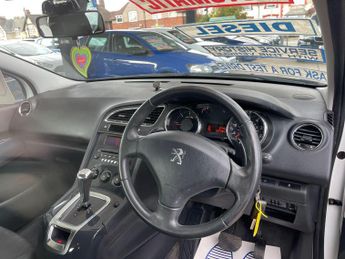 Peugeot 5008 1.6 e-HDi Access EGC Euro 5 (s/s) 5dr