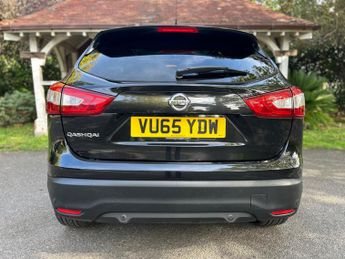 Nissan Qashqai 1.6 dCi Tekna XTRON 2WD Euro 6 (s/s) 5dr