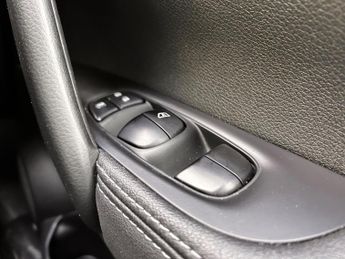 Nissan Qashqai 1.6 dCi Tekna XTRON 2WD Euro 6 (s/s) 5dr