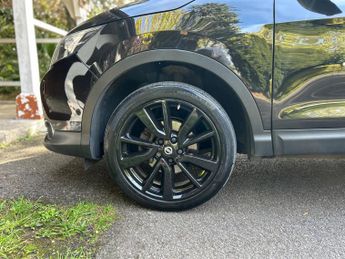 Nissan Qashqai 1.6 dCi Tekna XTRON 2WD Euro 6 (s/s) 5dr