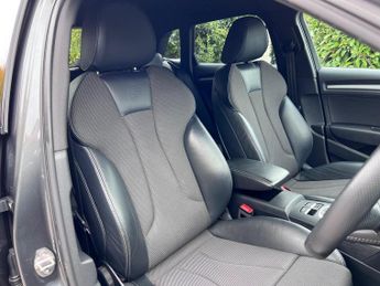 Audi A3 1.5 TFSI CoD 35 Black Edition Sportback S Tronic Euro 6 (s/s) 5d