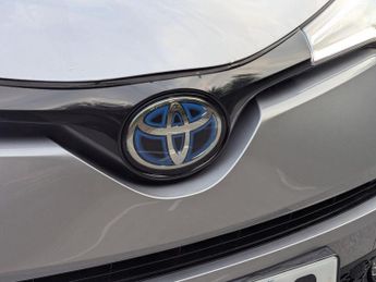 Toyota C-HR 1.8 VVT-h Dynamic CVT Euro 6 (s/s) 5dr