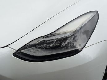 Tesla Model 3 (Dual Motor) Long Range Auto 4WDE 4dr