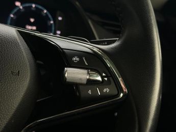 Skoda Octavia 1.4 TSI iV 13kWh SE Technology DSG Euro 6 (s/s) 5dr