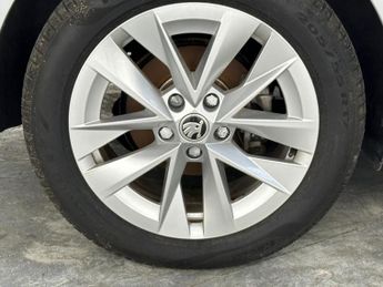 Skoda Octavia 1.4 TSI iV 13kWh SE Technology DSG Euro 6 (s/s) 5dr