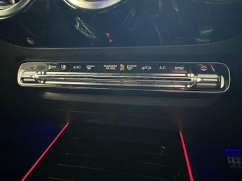 Mercedes-Benz GLA 1.3 GLA200 AMG Line (Premium) 7G-DCT Euro 6 (s/s) 5dr