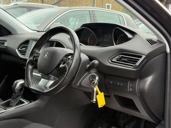 Peugeot 308 SW 1.2 PureTech Active EAT Euro 6 (s/s) 5dr