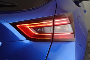 Nissan Juke 1.0 DIG-T N-Connecta DCT Auto Euro 6 (s/s) 5dr