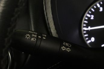 Nissan Juke 1.0 DIG-T N-Connecta DCT Auto Euro 6 (s/s) 5dr