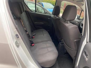 Vauxhall Agila 1.2 16V Design Auto Euro 4 5dr