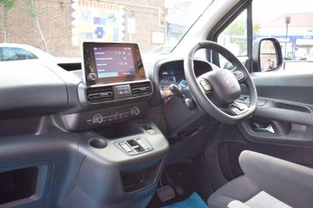 Citroen e-Berlingo 50kWh Feel XL Auto 5dr (7.4kW Charger)