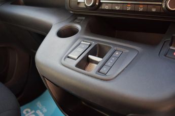 Citroen e-Berlingo 50kWh Feel XL Auto 5dr (7.4kW Charger)