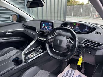 Peugeot 3008 1.6 3008 Allure Blue HDi S/S Auto 5dr