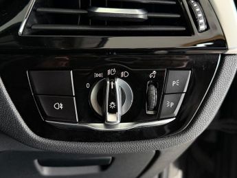 BMW 5 Series 2.0 520d MHT SE Auto Euro 6 (s/s) 4dr