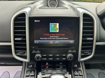 Porsche Cayenne 3.0 TD V6 Platinum Edition TiptronicS 4WD Euro 6 (s/s) 5dr