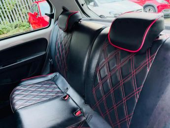 Volkswagen up! 1.0 Move up! Hatchback 5dr Petrol ASG Euro 5 (60 ps)
