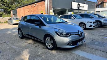 Renault Clio 1.2 16V Dynamique MediaNav Euro 5 5dr
