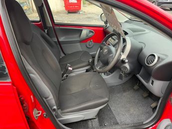 Toyota AYGO 1.0 VVT-i Euro 4 5dr