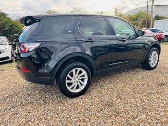 Land Rover Discovery Sport 2.0 TD4 SE Tech Auto 4WD Euro 6 (s/s) 5dr