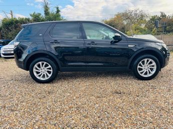 Land Rover Discovery Sport 2.0 TD4 SE Tech Auto 4WD Euro 6 (s/s) 5dr
