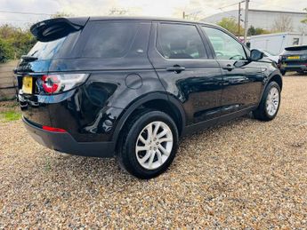 Land Rover Discovery Sport 2.0 TD4 SE Tech Auto 4WD Euro 6 (s/s) 5dr