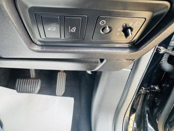 Land Rover Discovery Sport 2.0 TD4 SE Tech Auto 4WD Euro 6 (s/s) 5dr