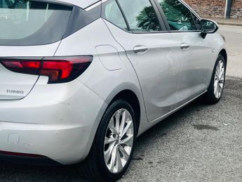Vauxhall Astra 1.4i Turbo Design Auto Euro 6 (s/s) 5dr