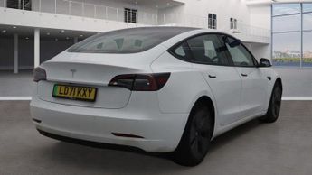 Tesla Model 3 Standard Range Plus Auto RWD 4dr
