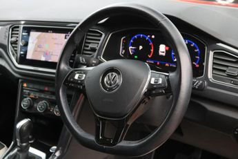 Volkswagen T-Roc 1.5 TSI EVO SEL DSG Euro 6 (s/s) 5dr