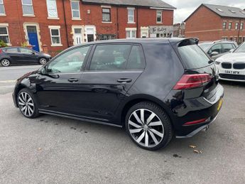 Volkswagen Golf 1.4 TSI 8.7kWh GTE Advance Hatchback 5dr Petrol Plug-in Hybrid D