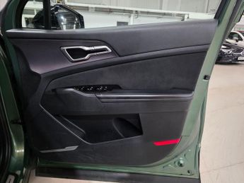 Kia Sportage 1.6 T-GDi 13.8kWh GT-Line Auto AWD Euro 6 (s/s) 5dr