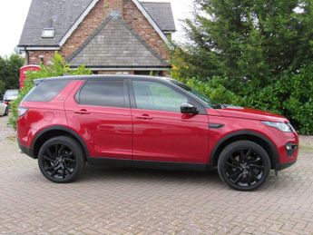 Land Rover Discovery Sport 2.0 TD4 HSE Black Auto 4WD Euro 6 (s/s) 5dr