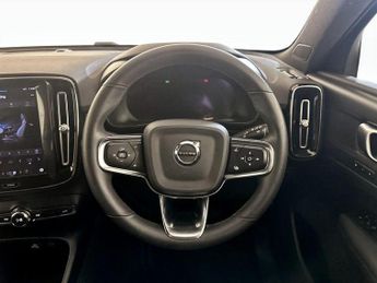 Volvo XC40 Recharge 69kWh Plus Auto 5dr