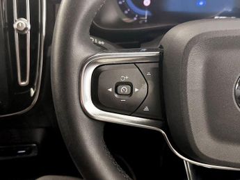 Volvo XC40 Recharge 69kWh Plus Auto 5dr