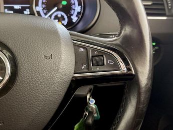 Skoda Octavia 1.4 TSI SE DSG Euro 6 (s/s) 5dr