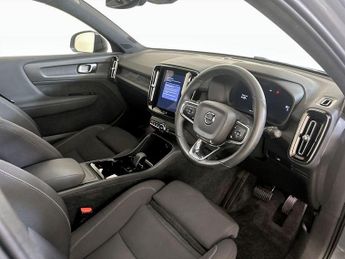 Volvo XC40 Recharge 69kWh Plus Auto 5dr