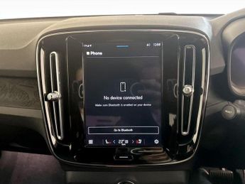 Volvo XC40 Recharge 69kWh Plus Auto 5dr
