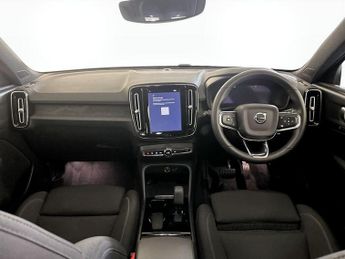 Volvo XC40 Recharge 69kWh Plus Auto 5dr