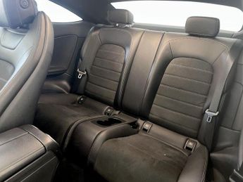 Mercedes-Benz C Class 2.0 C220d AMG Line (Premium Plus) G-Tronic+ Euro 6 (s/s) 2dr