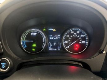 Mitsubishi Outlander 2.0h 12kWh 4h CVT 4WD Euro 6 (s/s) 5dr