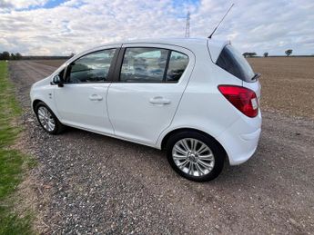 Vauxhall Corsa 1.4 16V SE Hatchback 5dr Petrol Auto Euro 5 (100 ps)