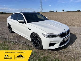 BMW M5 4.4 V8 Steptronic xDrive Euro 6 (s/s) 4dr