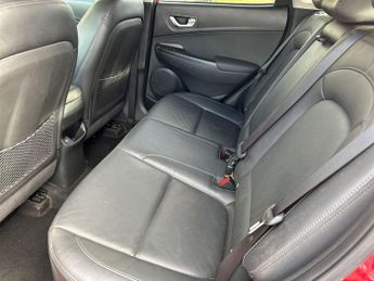Hyundai Kona 1.6h-GDi Hybrid Ultimate 5dr Automatic