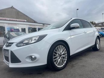 Ford Focus 1.0T EcoBoost Zetec Euro 5 (s/s) 5dr