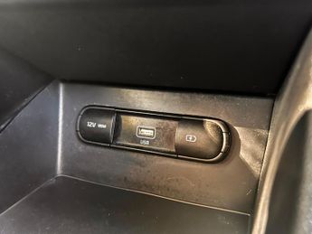 Kia Niro 1.6 GDi 2 DCT Euro 6 (s/s) 5dr