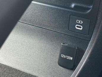 Toyota bZ4X 71.4kWh Motion Auto 5dr (11kW OBC)