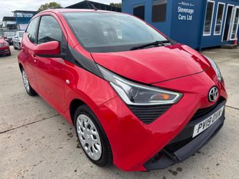 Toyota AYGO 1.0 VVT-i x-play x-shift Euro 6 5dr