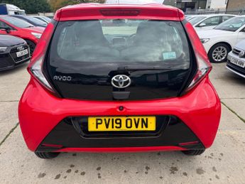 Toyota AYGO 1.0 VVT-i x-play x-shift Euro 6 5dr